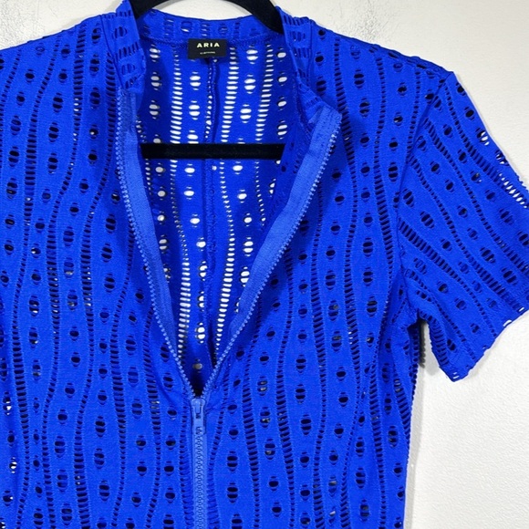 Aria Women's Zip Up Body con Hollow Romper Royal Blue Size Small - Picture 4 of 9
